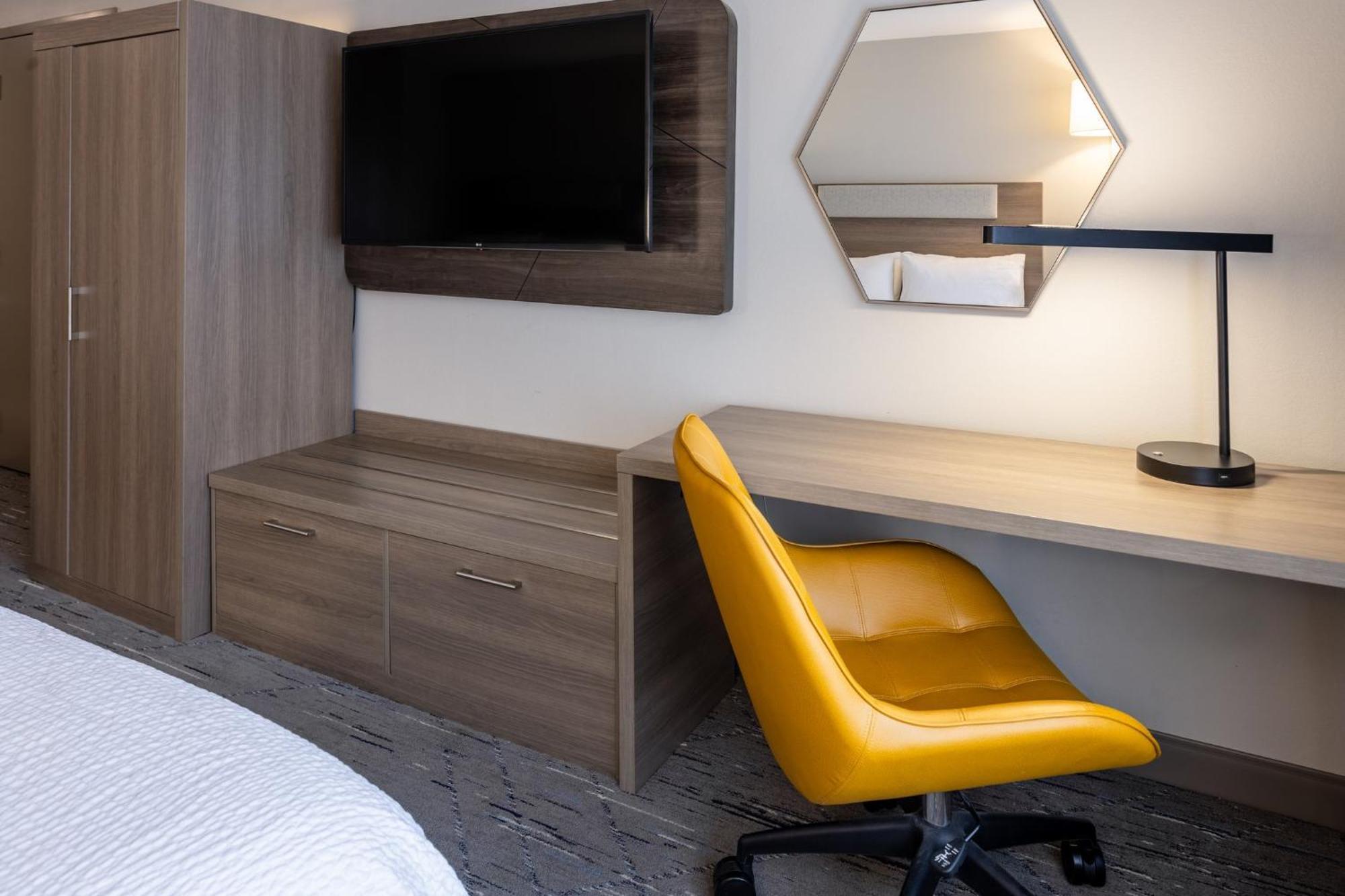 Holiday Inn Express Hotel & Suites Jackson - Flowood By Ihg Eksteriør bilde